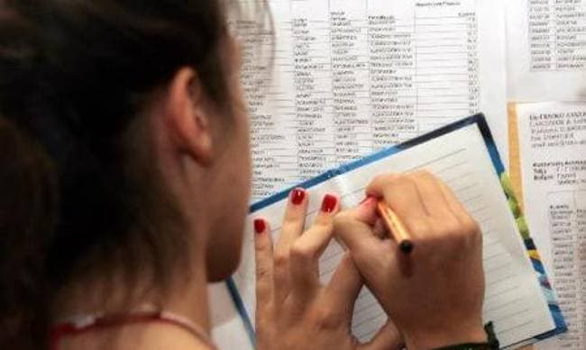 Βάσεις 2015 – Σήμερα στις 10.00 λήγει η αγωνία χιλιάδων μαθητών.