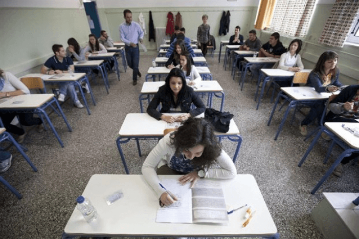 Οριστικά στις 6 Ιουνίου οι Πανελλαδικές Εξετάσεις. Όλες οι αλλαγές στα επιστημονικά πεδία. Πώς θα υπολογίσετε τα μόρια.